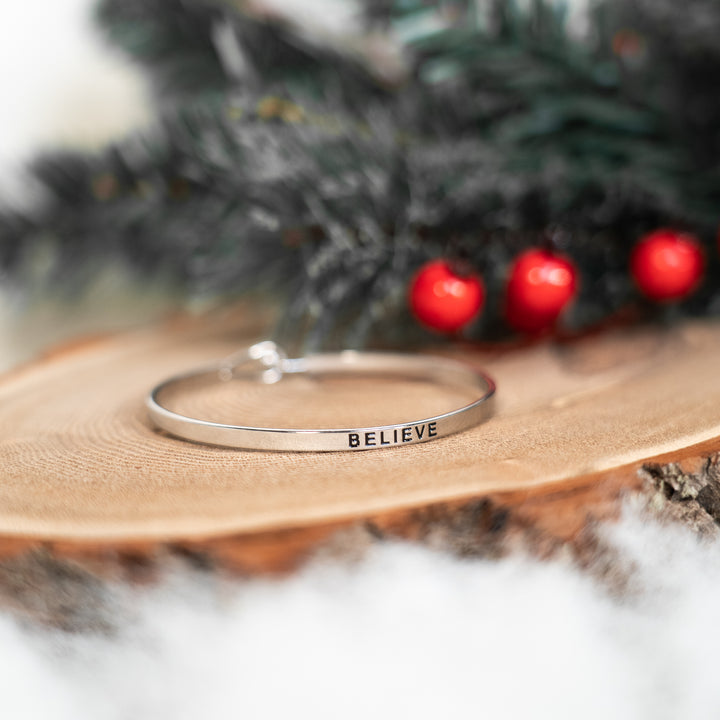 Believe - Thin Hook Bracelet