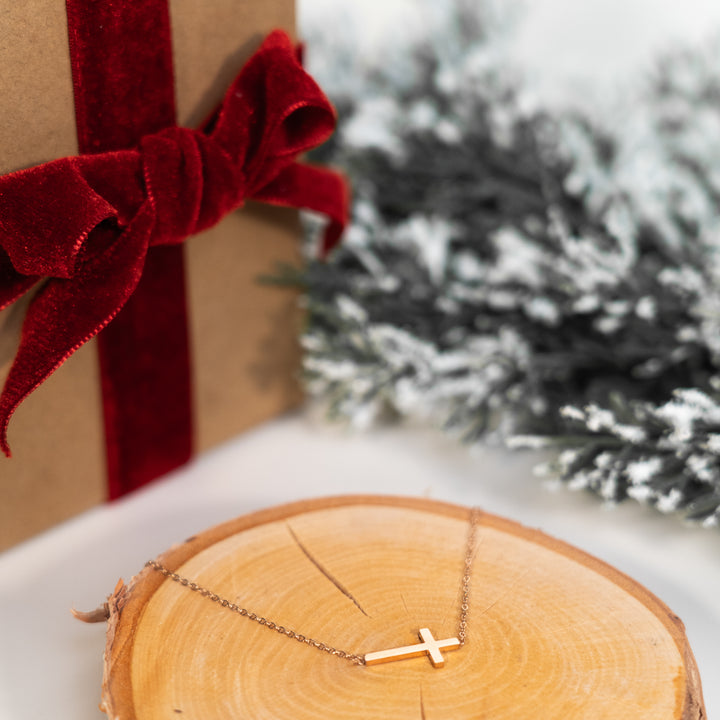 Horizontal Cross - Necklace